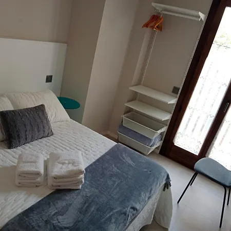Aptos Living Libreros Climatizados *